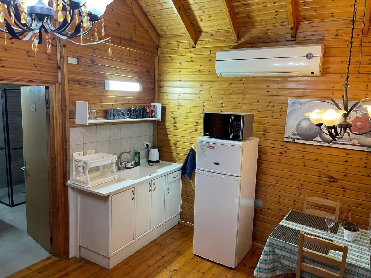 Tal Nof Cabins Villa Manot Exterior photo