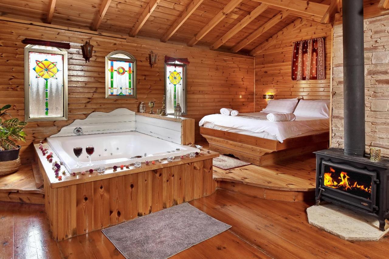 Tal Nof Cabins Villa Manot Exterior photo