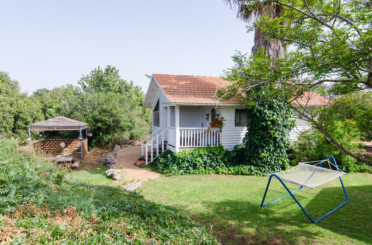 Tal Nof Cabins Villa Manot Exterior photo